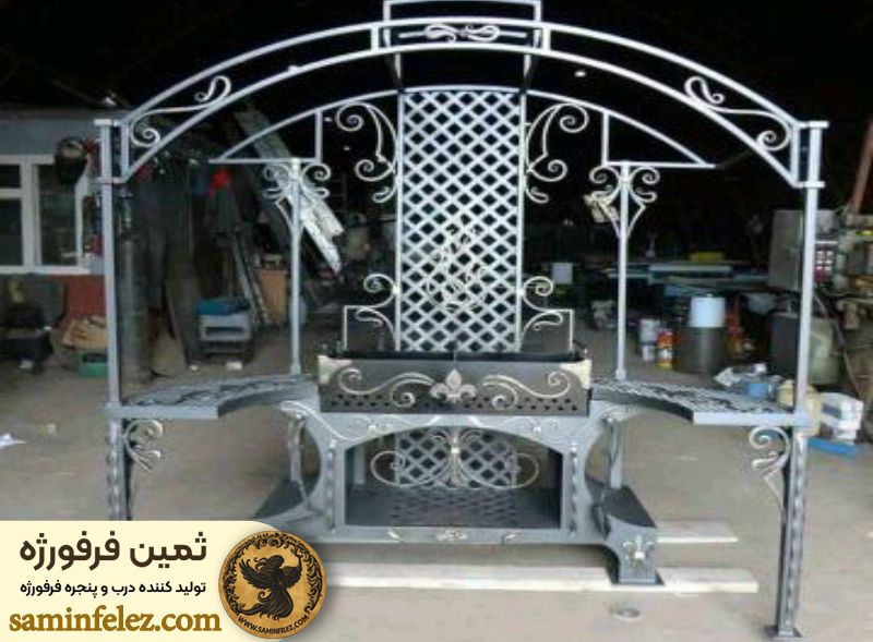 ایده های طراحی و رنگ بندی باربیکیو فرفورژه